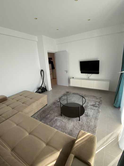 Inchiriez Apartament cu doua camere pe termen lung