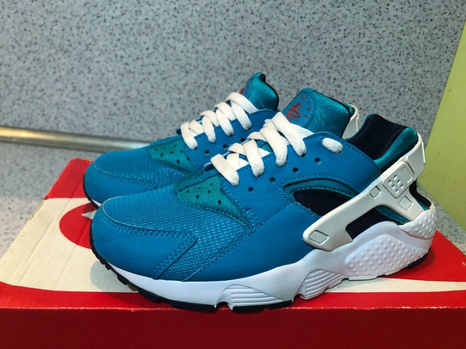 ОРИГИНАЛНИ *** Nike Air Huarache Run Gs / Blud Dark Blue White