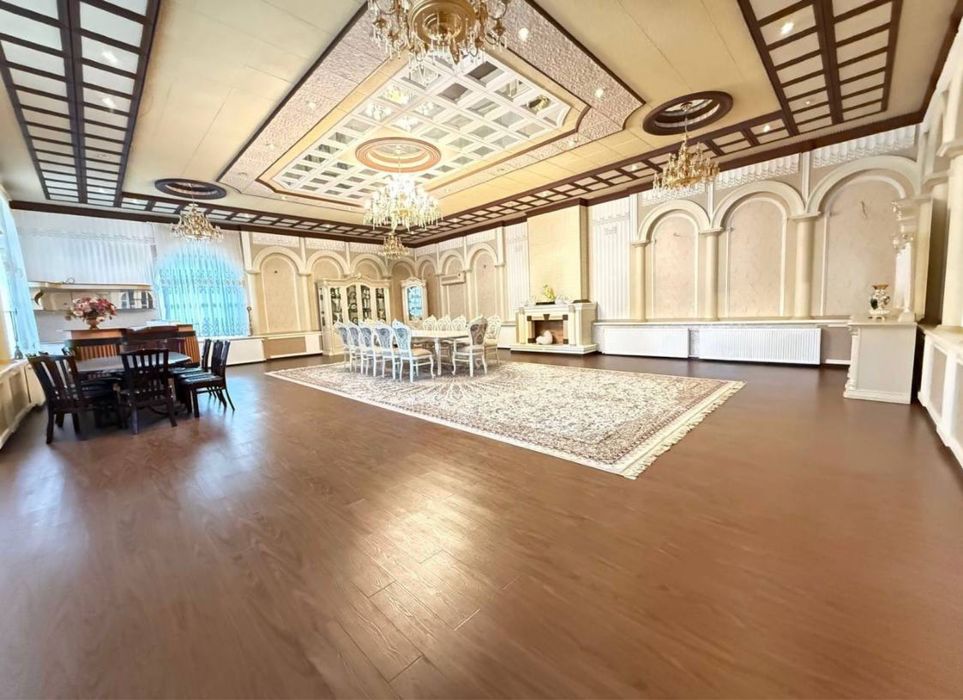 Яккасарайский район  Продается участок на Ракат махалле.