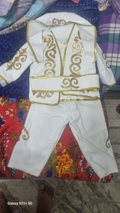 Продам детский костюм