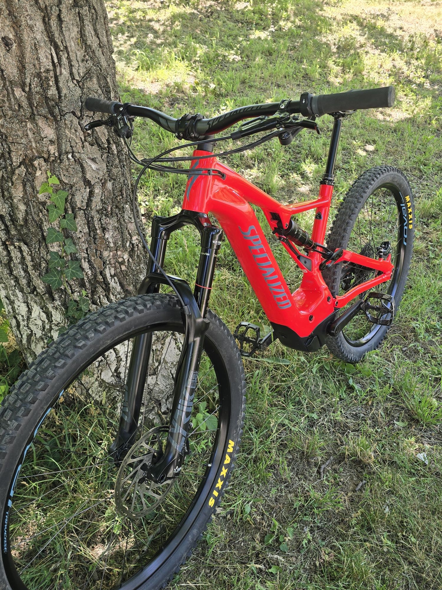 Specialized turbo levo 29 цола електрически велосипед