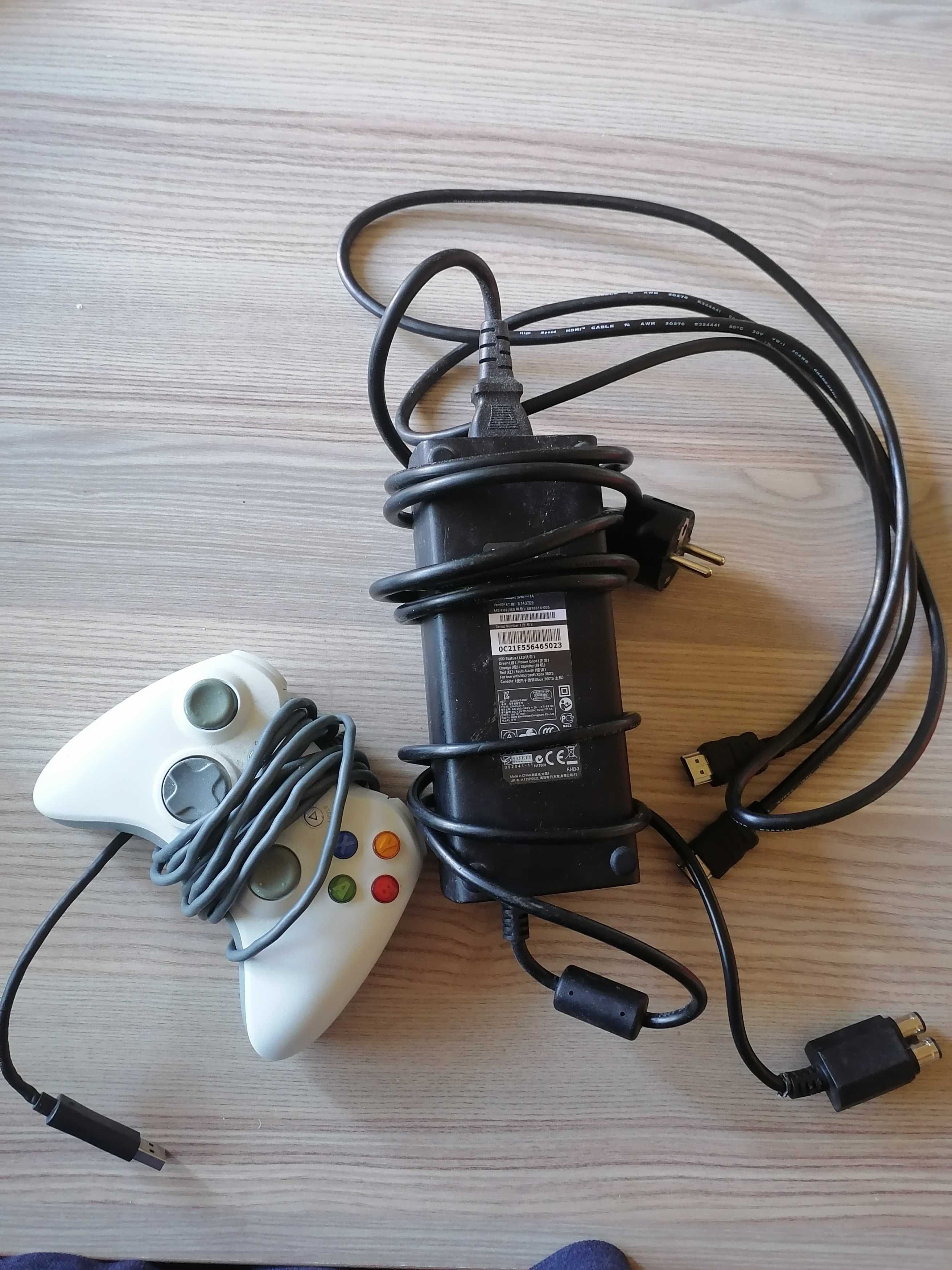 Конзола Xbox 360 с9 игри