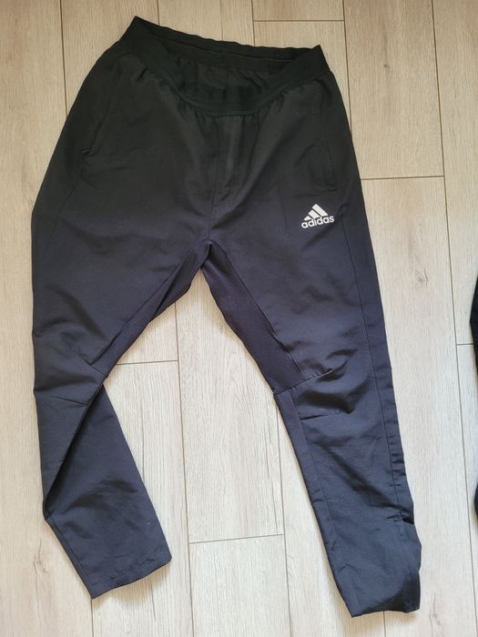 Ангуг Adidas размер М