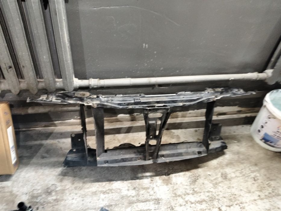 Продам телевизор на Ауди 80