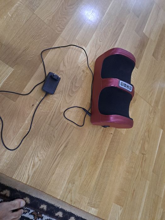 Aparat de masaj electric