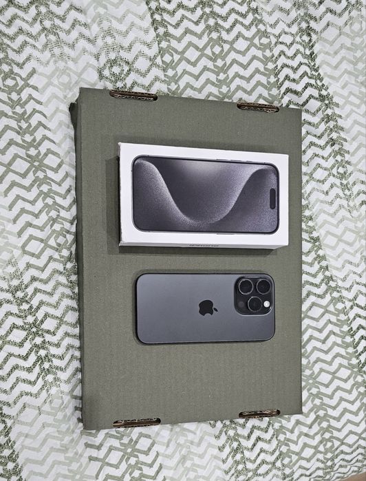 Vand iphone 15 pro 128 GB black titanium