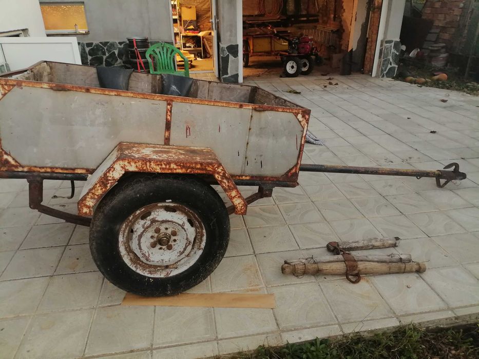 Ремарке за автомобил