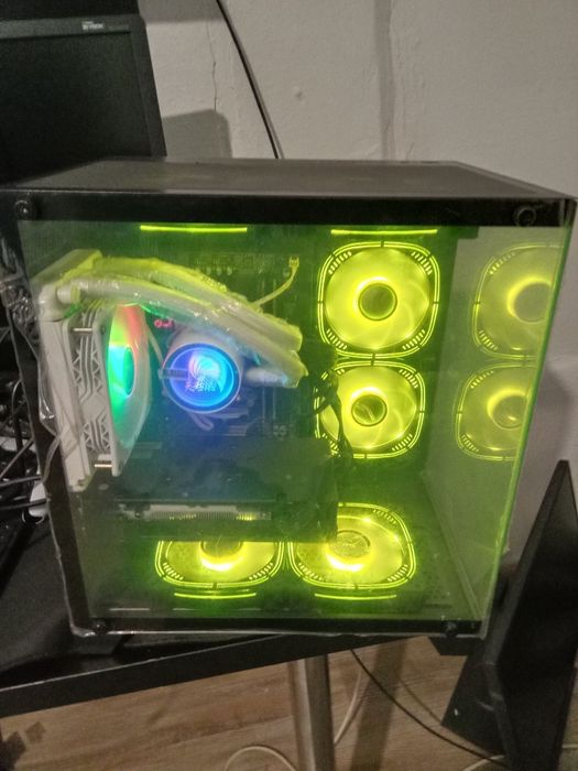 Продам системный блок xeon E5 2625 v3/64 ozu/512ccd/rtx 3070 ti