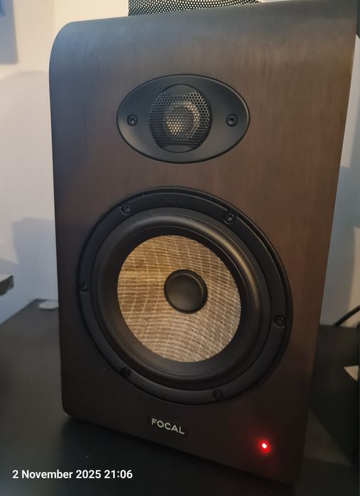 Focal Shape 65  2 monitoare studio, pret bun