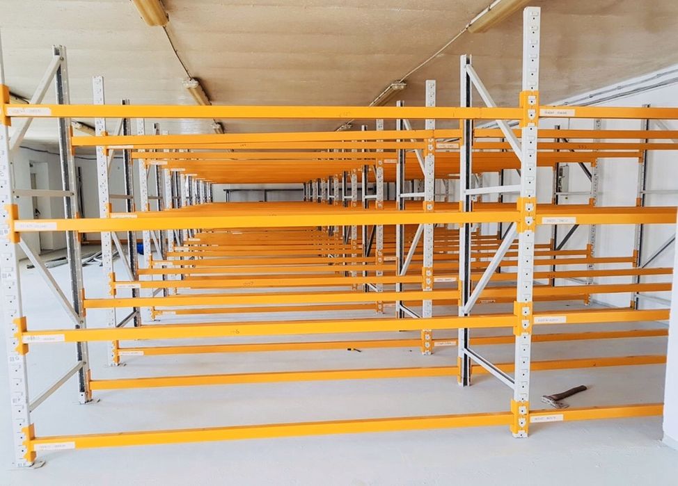 Rafturi metalice premium