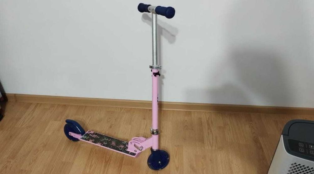 Trotineta copii cu lumini
