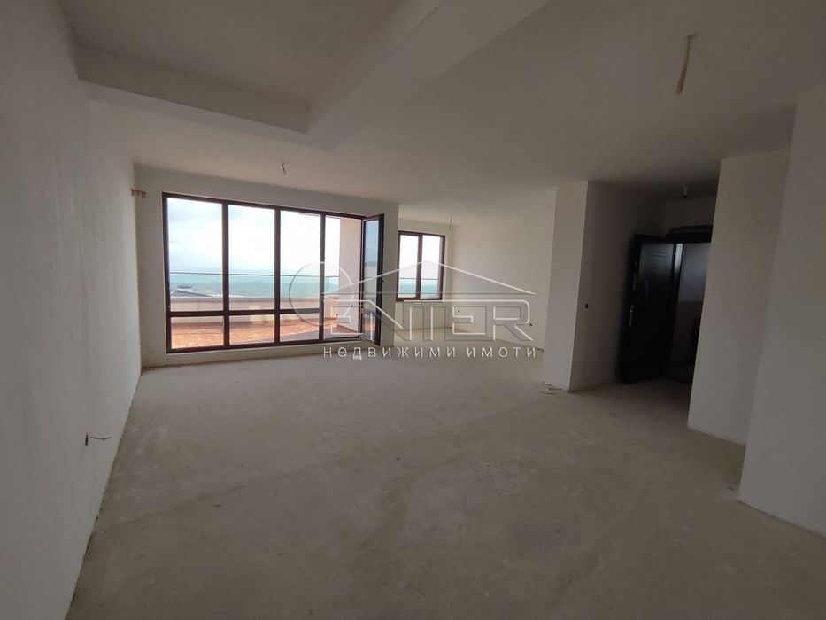 Продава се Тристаен апартамент в Варна, Виница - 118 кв.м за 1449 €/кв.м - Снимка #1
