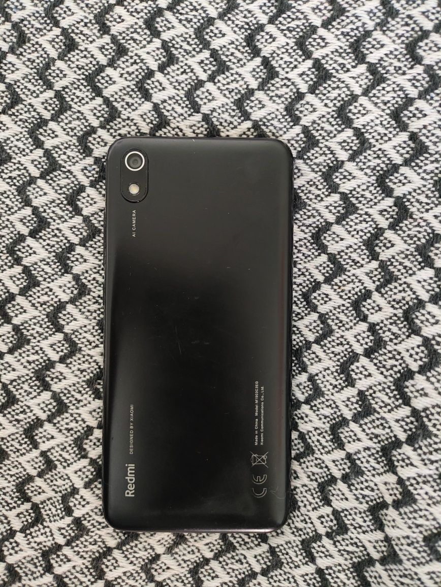 Продам телефон Redmi 7a 2/32Gb