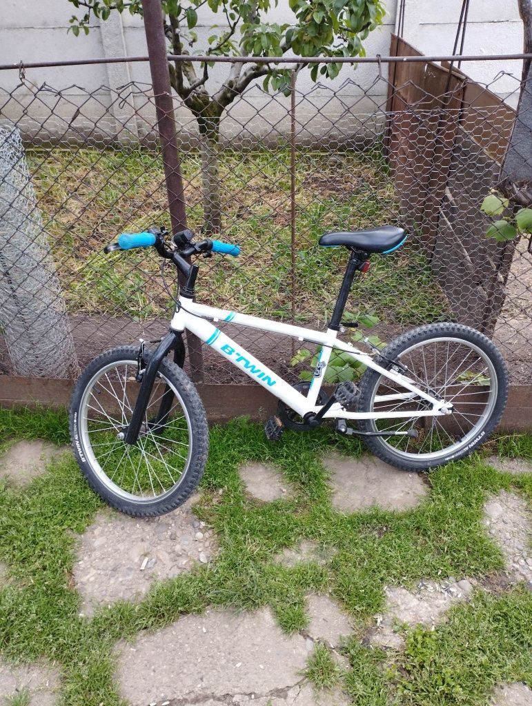 Bicicleta de vanzare