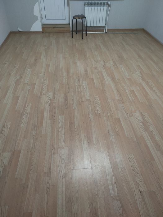 Продам ламинат 55 м²