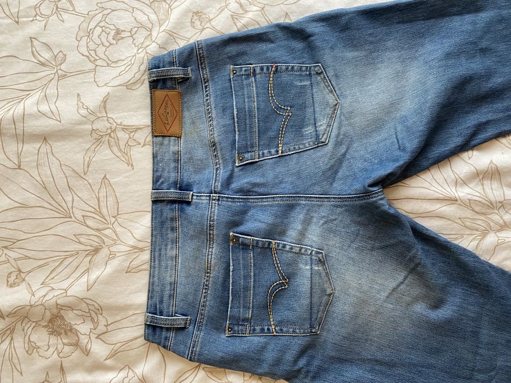 дънки Levis boyfriend fit