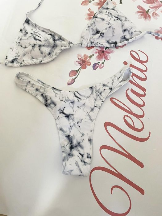 Costume  de  baie