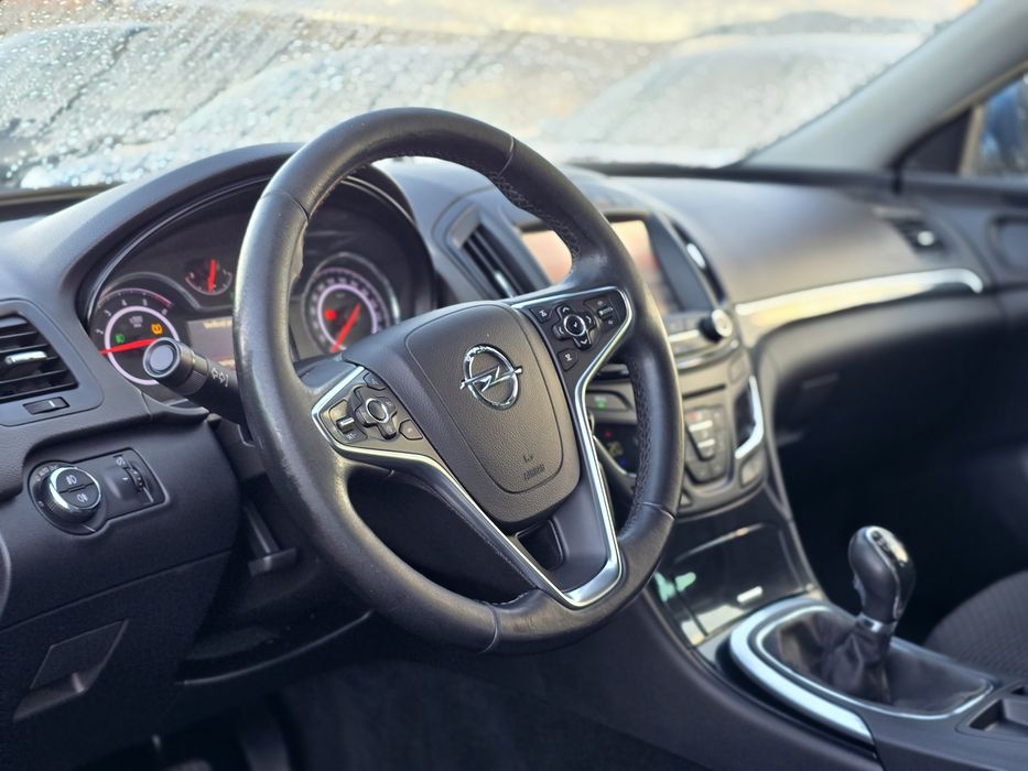 Opel Insignia Country Tourer 2.0crdi 4x4