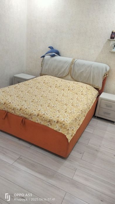 Кровать 160/200 с подьемным механизмом и тумба,можно раздельно.