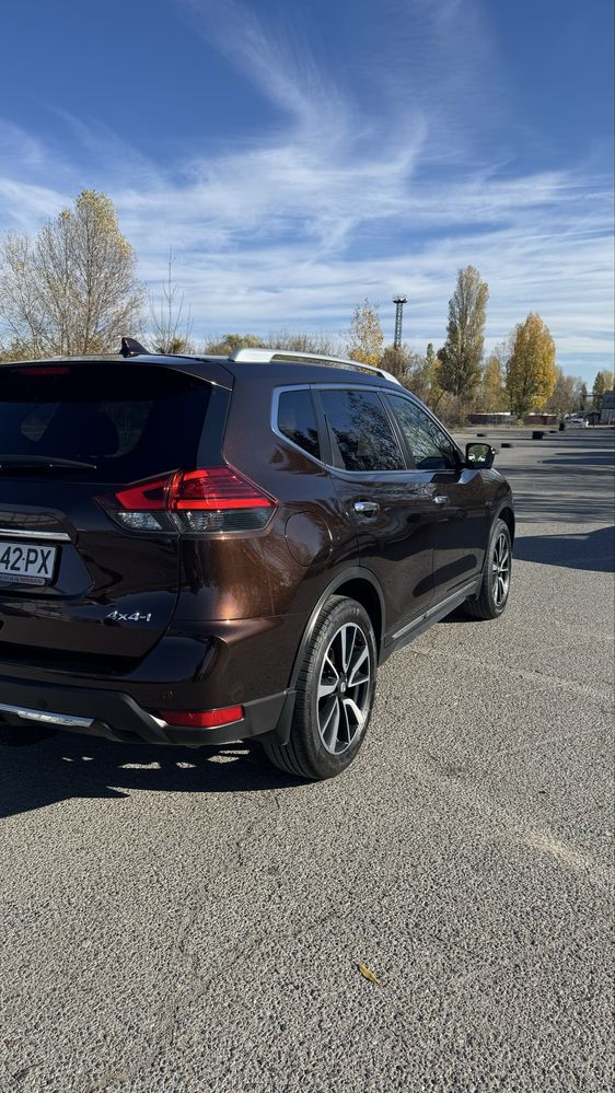 Nissan x-trail- TEKNA 7+1