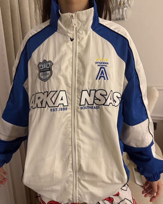 Ветровка для девочек