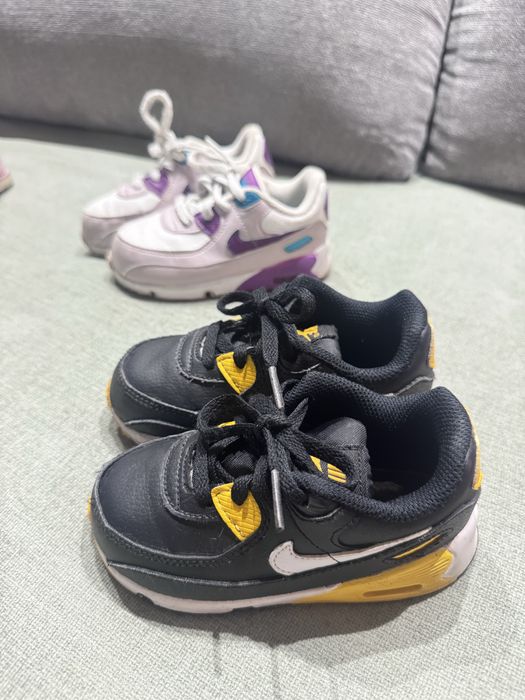 2 чифта детски маратонки Nike, 25ти номер