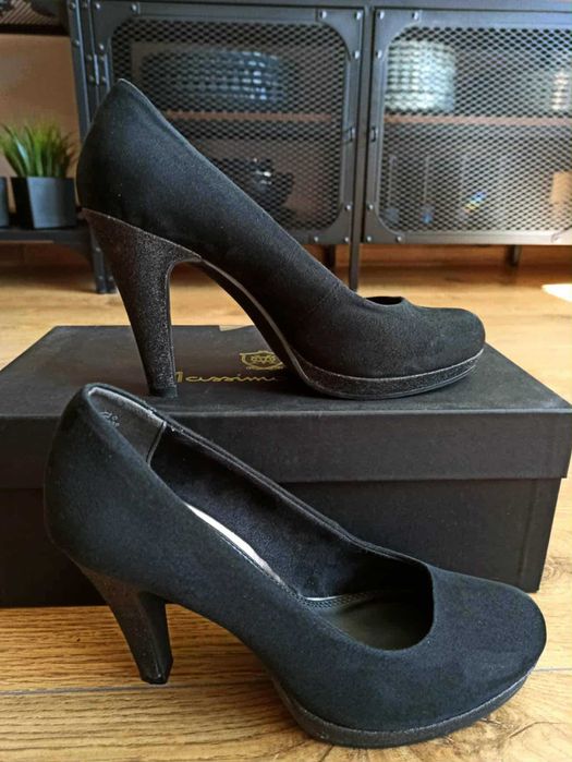 Дамски маркови обувки от велур