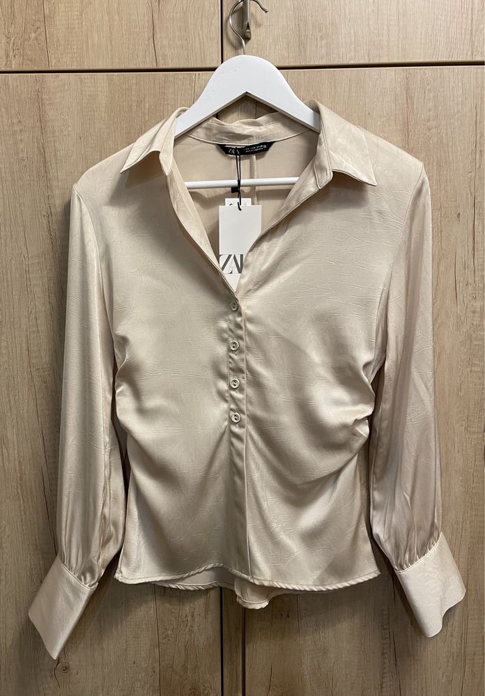 Нови ризи Zara