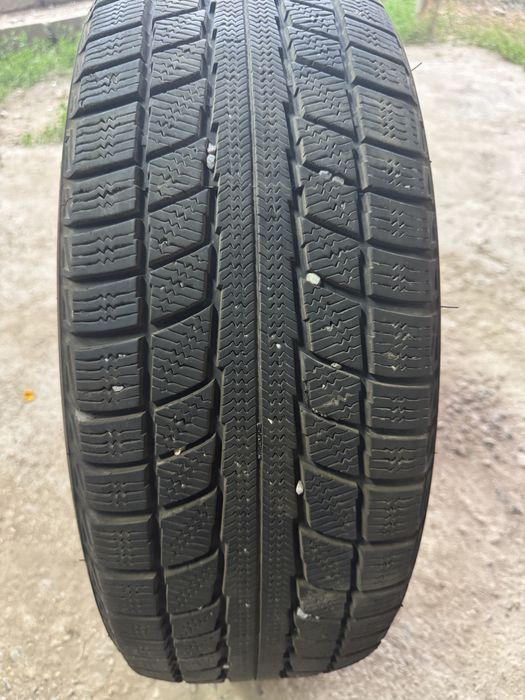 Продам шины зимние