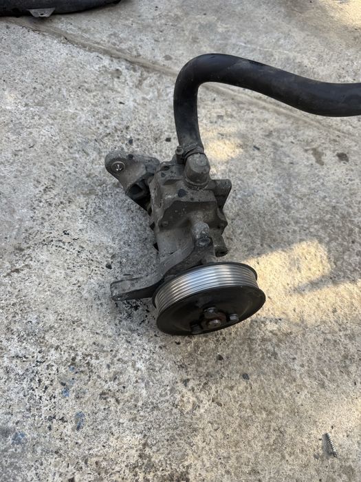 Хидравлична помпа BMW X5 E70 3d 245 4d 306