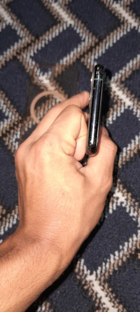iphone 11  pro sotiladi  Regioni evropa emkost 100 holati radimdagidek
