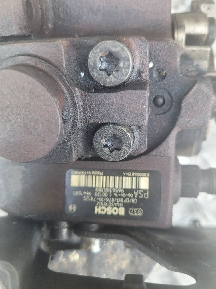 Pompa inalta avand codul 0445010102 / 9656300380 pentru Peugeot 307