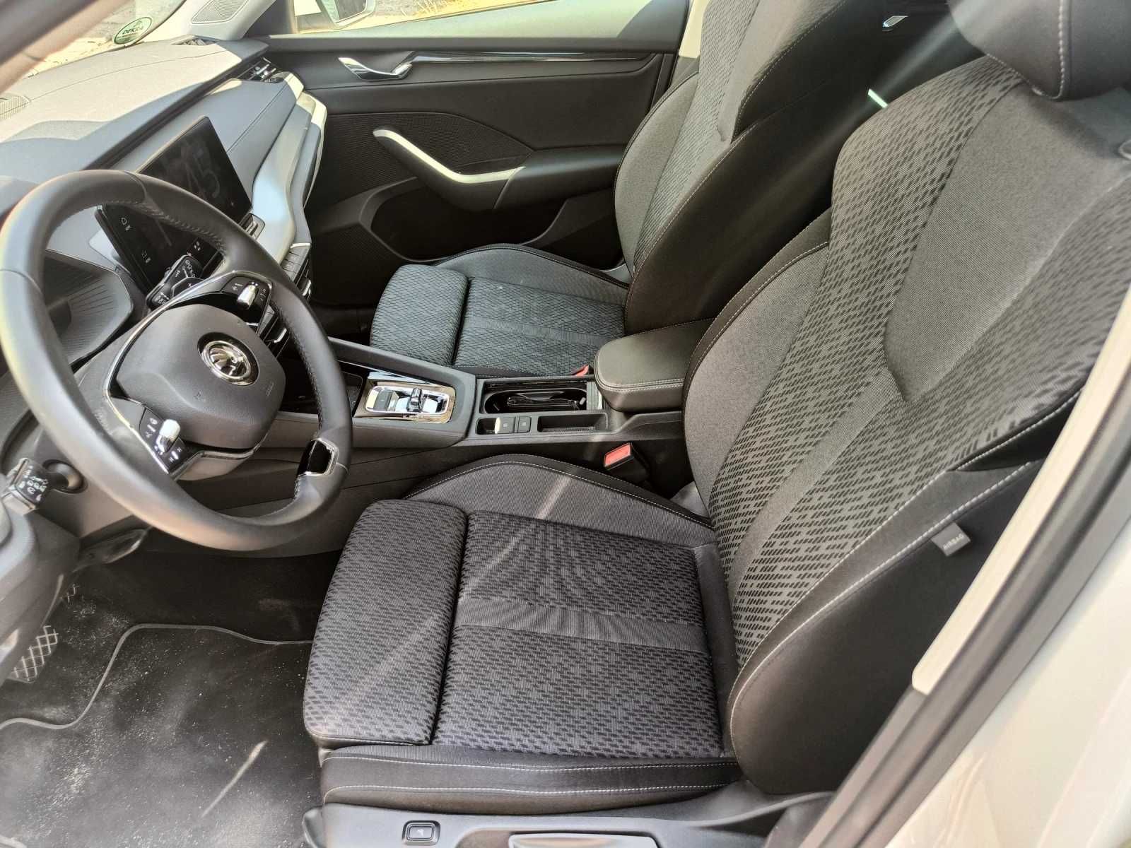 Шкода Октавия 1.5 TSI G-tec 2023
