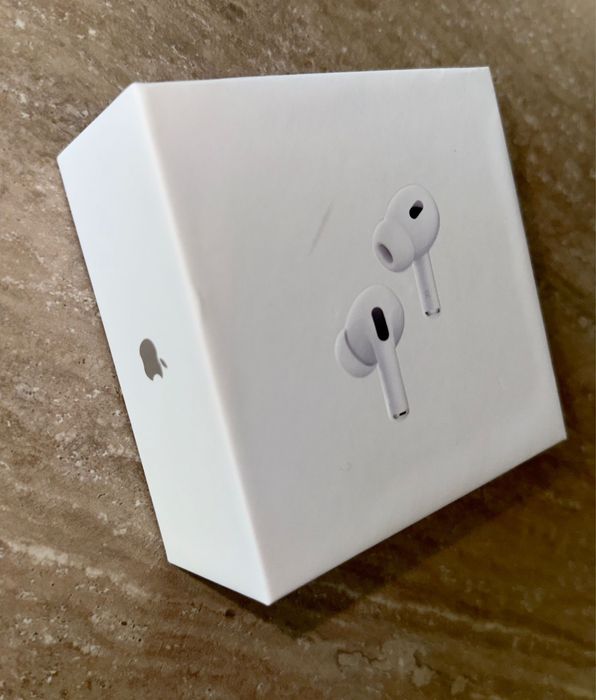 - AirPods Pro 2 -