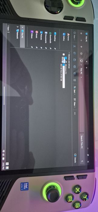 MSi Claw 8Ai+ Consola portabila PC