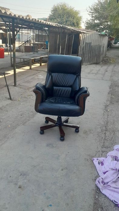 Продается Офисное кресло