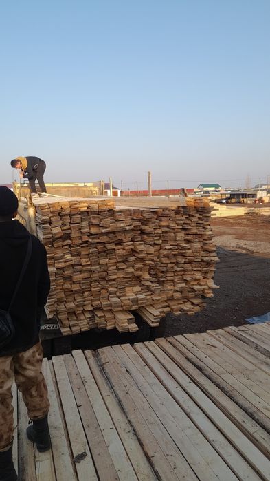 Продам доски обрешетки 100*25*6 метровые или меняю на КРС или Лошадь