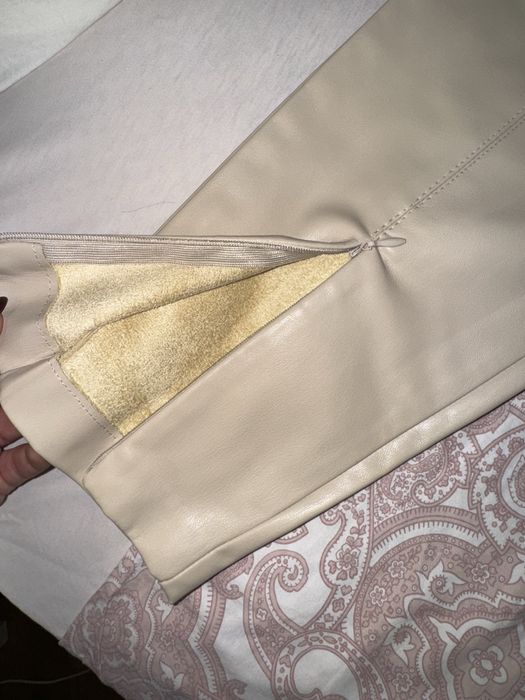 Кожен клин Zara