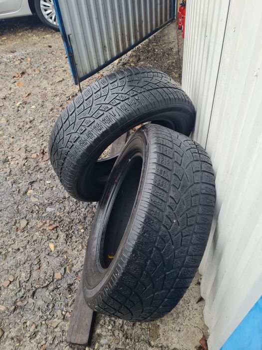 2 Anvelope de iarna *235/60R17*Dunlop*LICHIDARE STOC*75 Lei Buc*