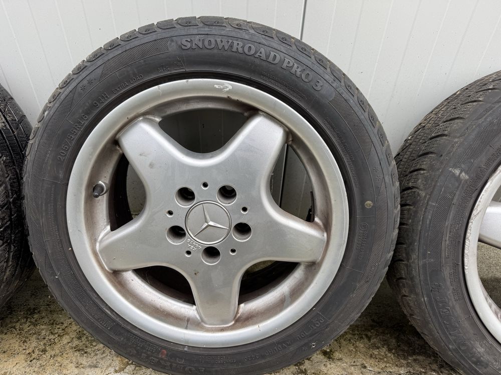 4 бр джанти 16ки 7.5J ET35 с гуми подарък 205/55/16  Mercedes