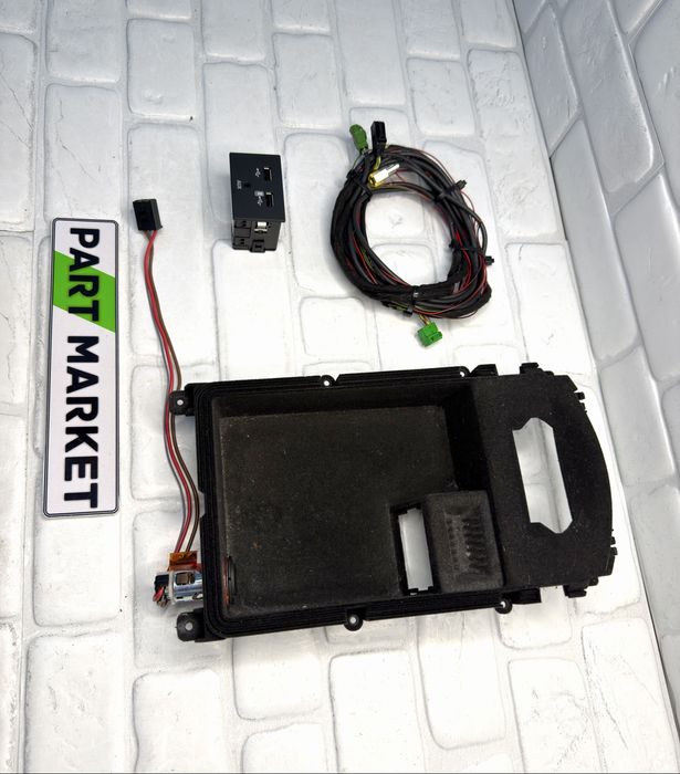 AUX USB AUDI A6 A7 4G Комплект