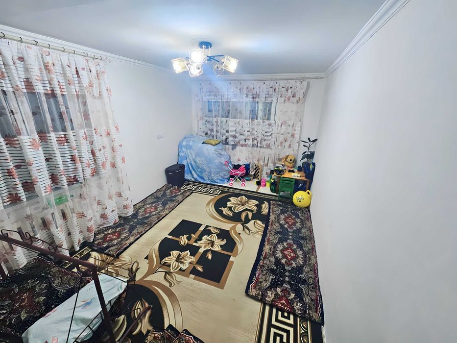 Продаю свою Чиланзар 23 1в2/4/5 кирпич, балкон 2*6 42кв.