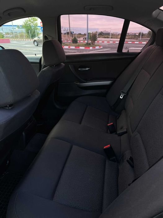 Vand BMW E90 320D automat
