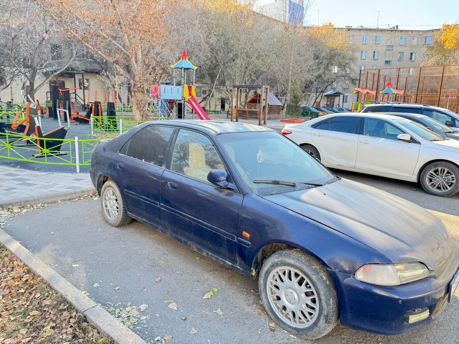 Машина honda civic &