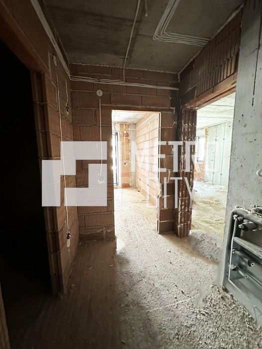 Продава се Двустаен апартамент в София, Кръстова вада - 71 кв.м за 3032 €/кв.м - Снимка #11