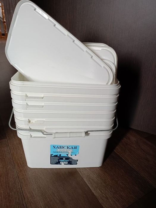 Продам ведра с крышками