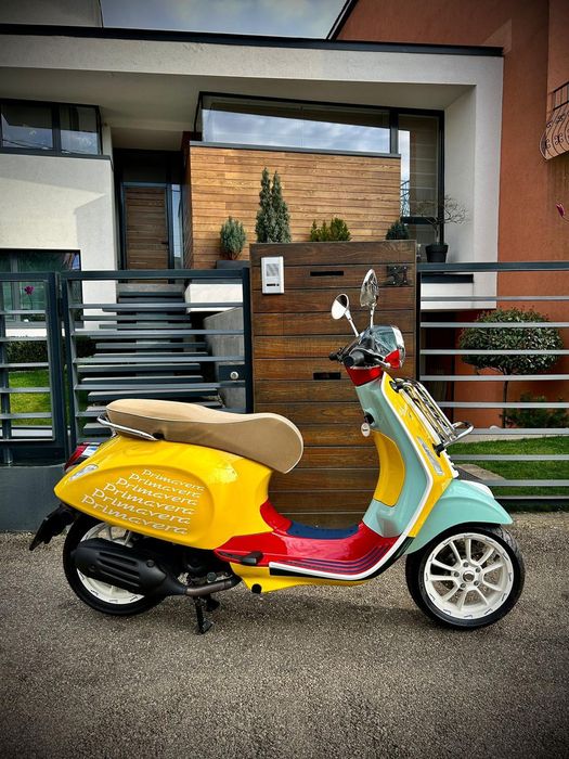 Scuter Vespa Sean Wotherspoon ( 946 sei giorni dior armani  946 bunny)