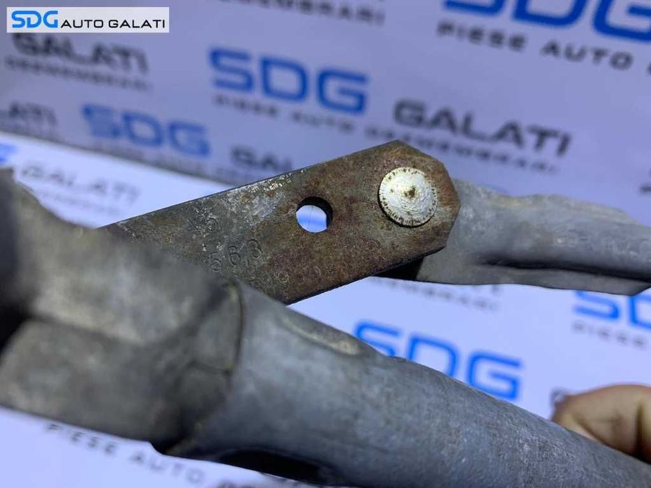 Ansamblu Brat Brate Stergatoare Parbriz VW Passat B5.5 2001 - 2005 Cod 8D1955605B 3B1955216B 3B1955215B 3B1955603B 8D1955325 [D0496]