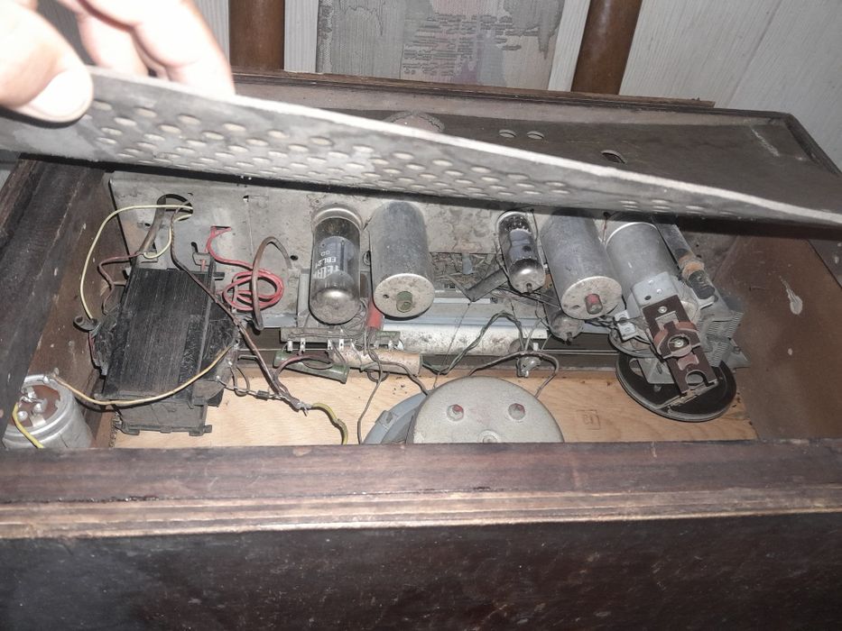 Radio romanesc pr lampi anii 50 marca Balada