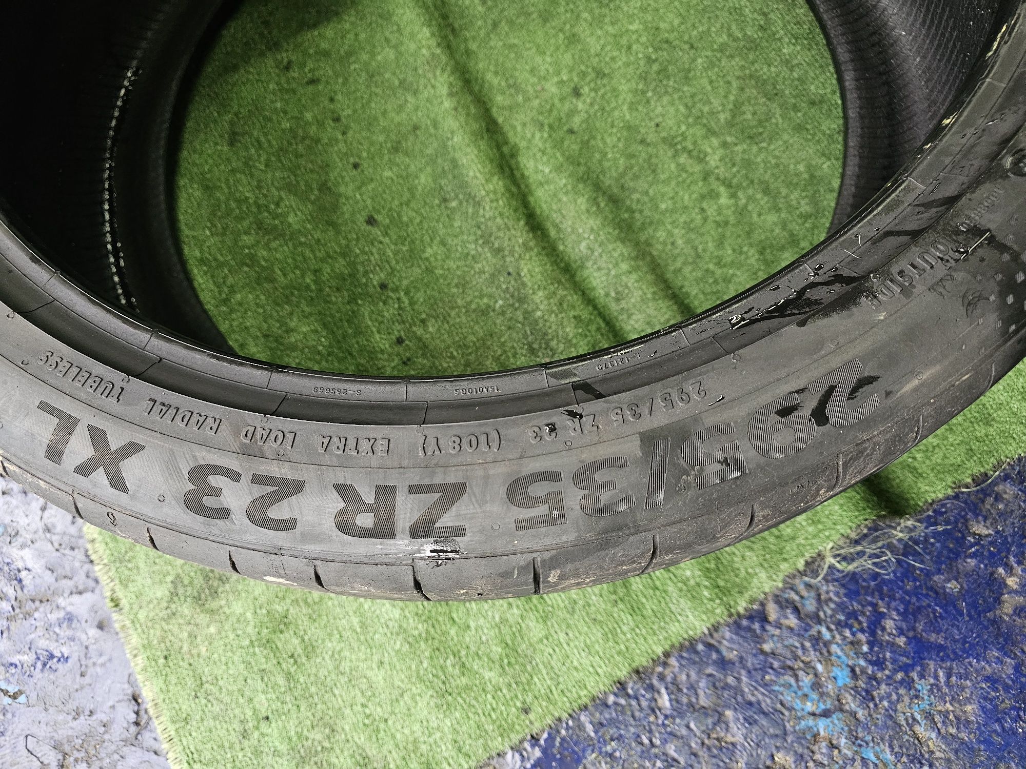 295 35 23 vara continental